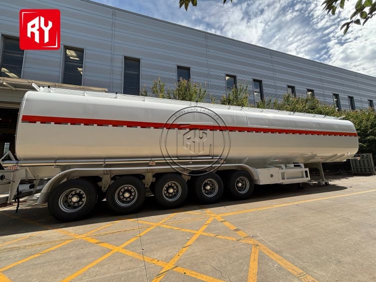 5 Axle 45000L Carbon Steel Fuel Tanker Semi Trailer factory